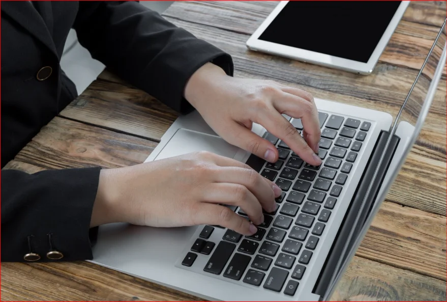 how do you take a screenshot on a chromebook